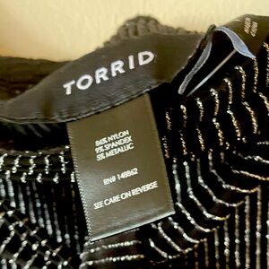 Torrid wide leg metallic stripe pull on pants belted trousers size 1 X